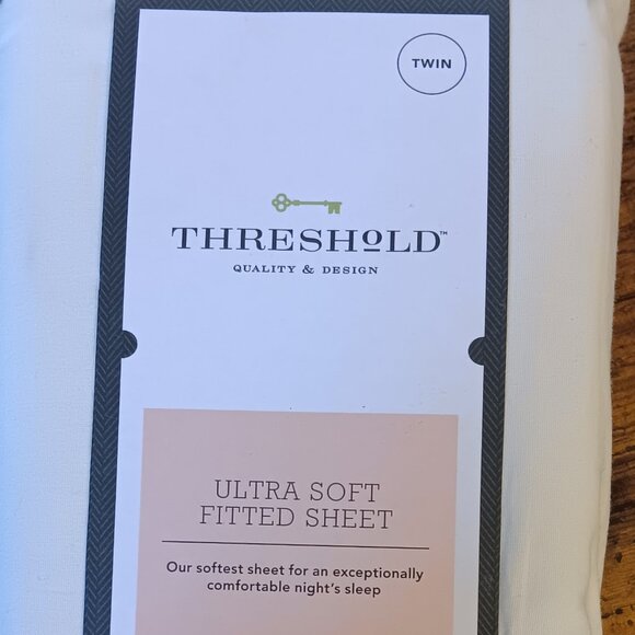 Threshold Ultra Soft Sheet Set (Fitted & Flat), TWIN, Sour Cream color - Picture 7 of 12
